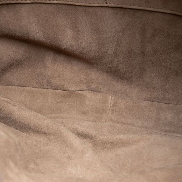 Bottega Veneta Intrecciato Nappa City Large Hobo。 like new condition. - Picture 10 of 15